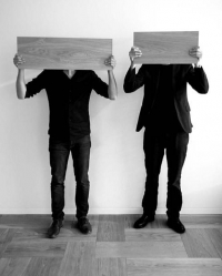 Дизайнер: Штефан Хюрлеманн и Симон Хуссляйн