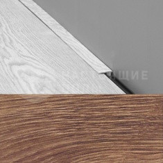 915 Дуб c подпалиной