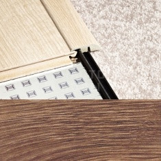 915 Дуб c подпалиной