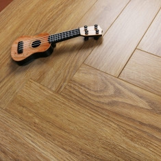 HR 1023 Дуб Линнос, 600*100*12 мм