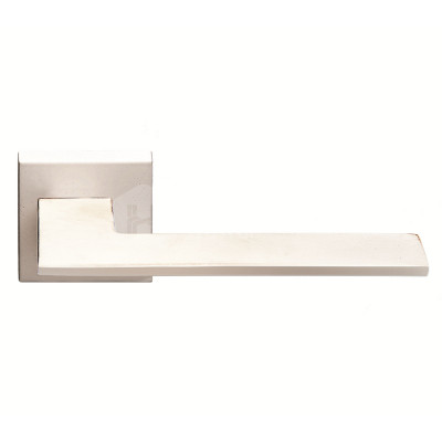 Дверная ручка белая Frascio Blade 1500/50Q White Soft Touch