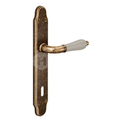 Дверная ручка на планке с отверстием под ключ буратино dnd Daniela Porcellana 390P AB+P6