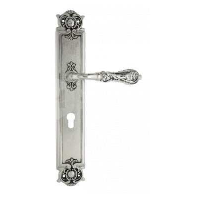 Дверная ручка на планке Venezia Monte Cristo VNZ2029 PL97 натуральное серебро + черный
