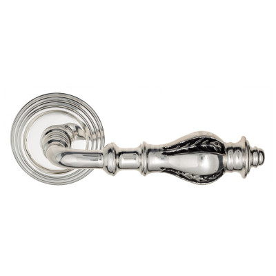 Дверная ручка Venezia Gifestion VNZ3656 D8 натуральное серебро + черный